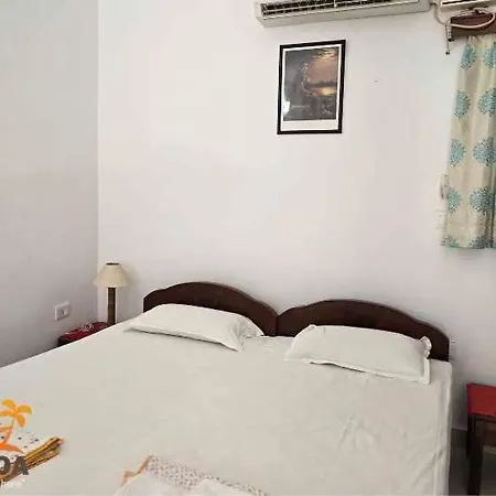 Villa Cavelossim Room photo